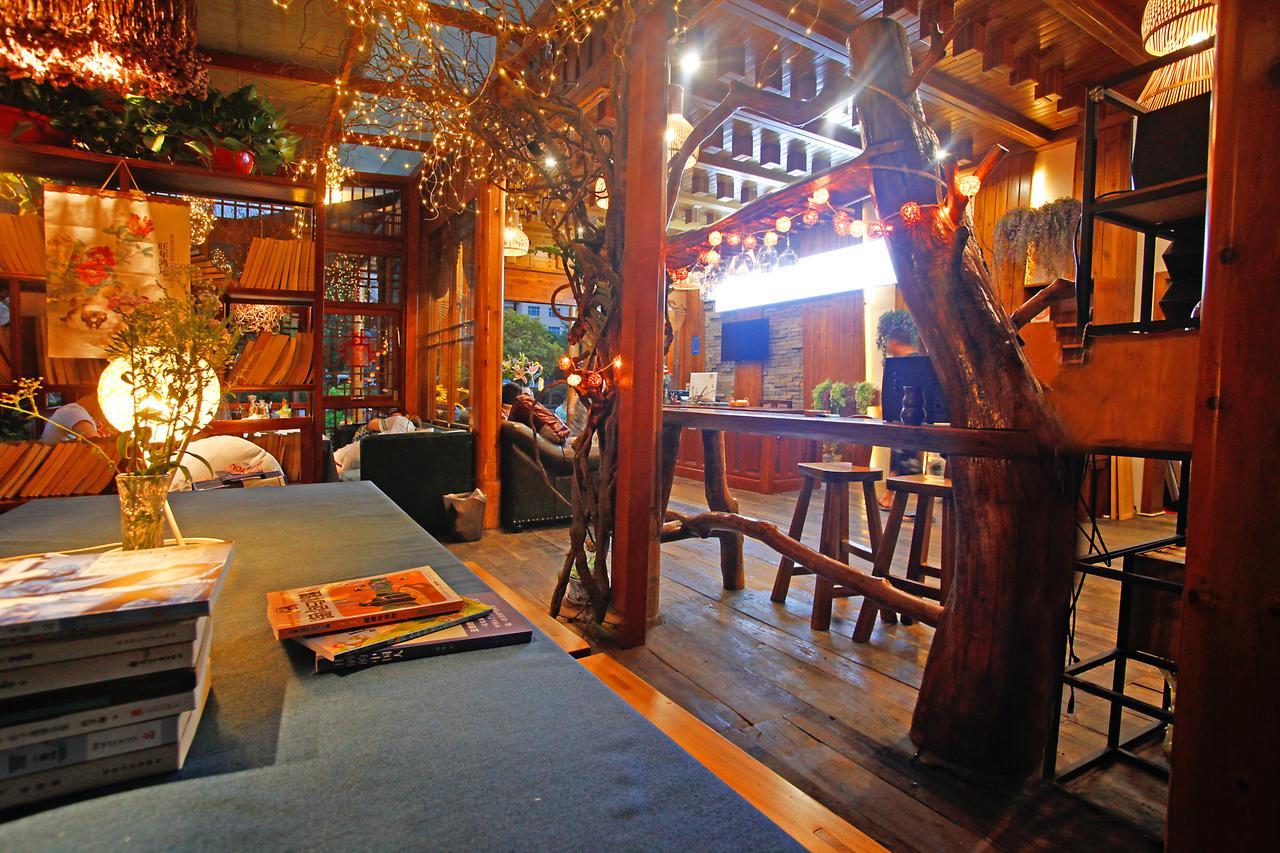 Guihua Road 106Th Hostel Zhangjiajie Esterno foto