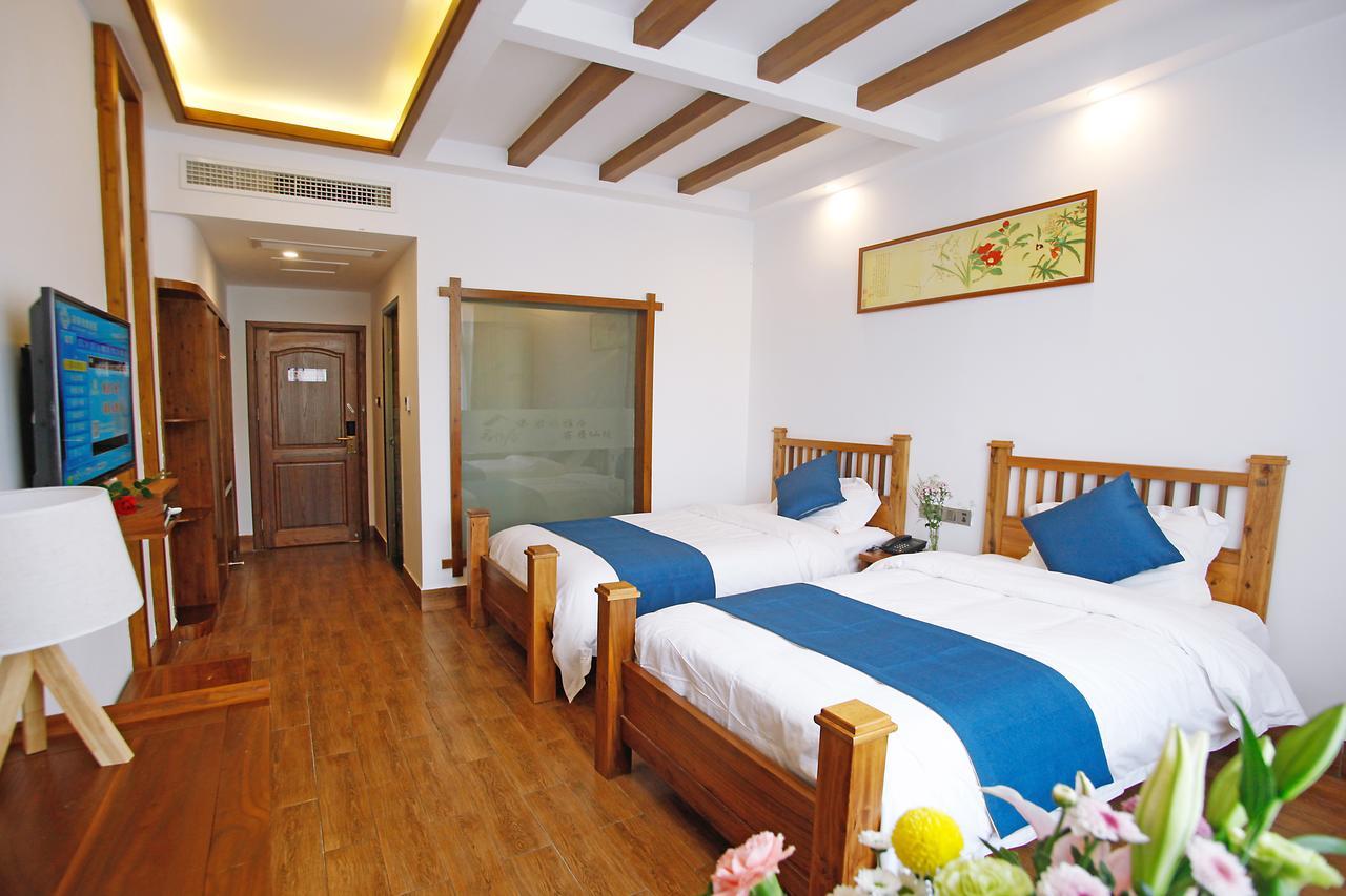 Guihua Road 106Th Hostel Zhangjiajie Esterno foto