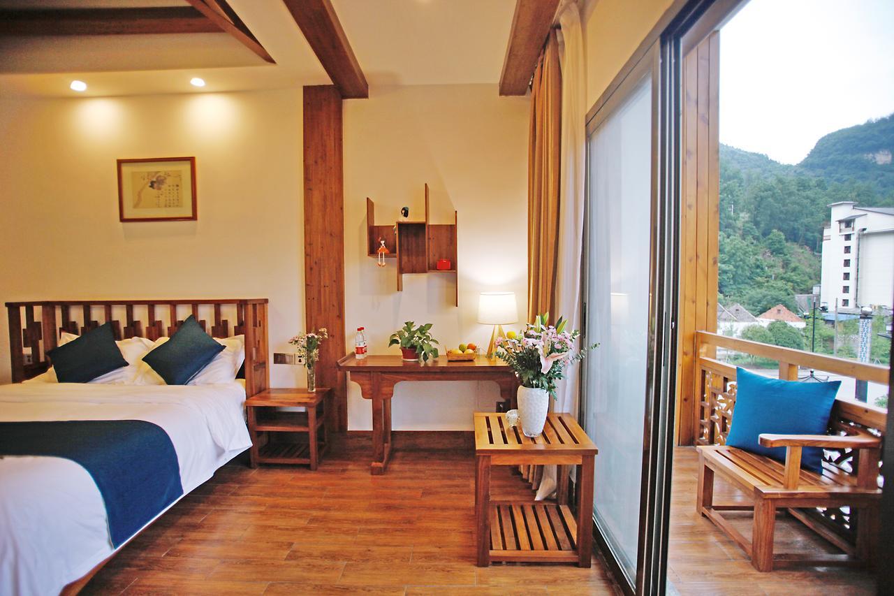 Guihua Road 106Th Hostel Zhangjiajie Esterno foto